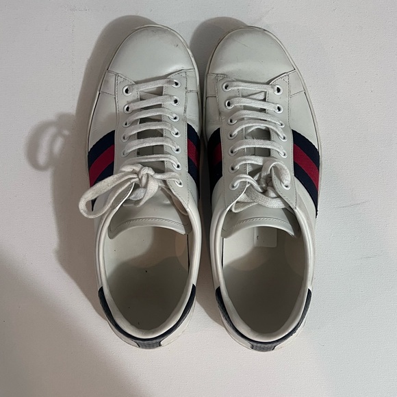 Gucci sneakers size 8.5 with all original packaging - Picture 13 of 15